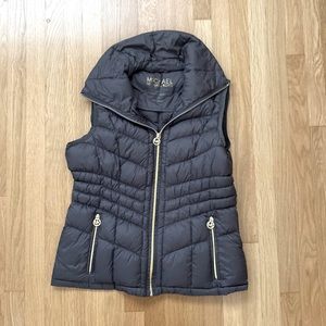 Michael Kors packable down fill puffer vest